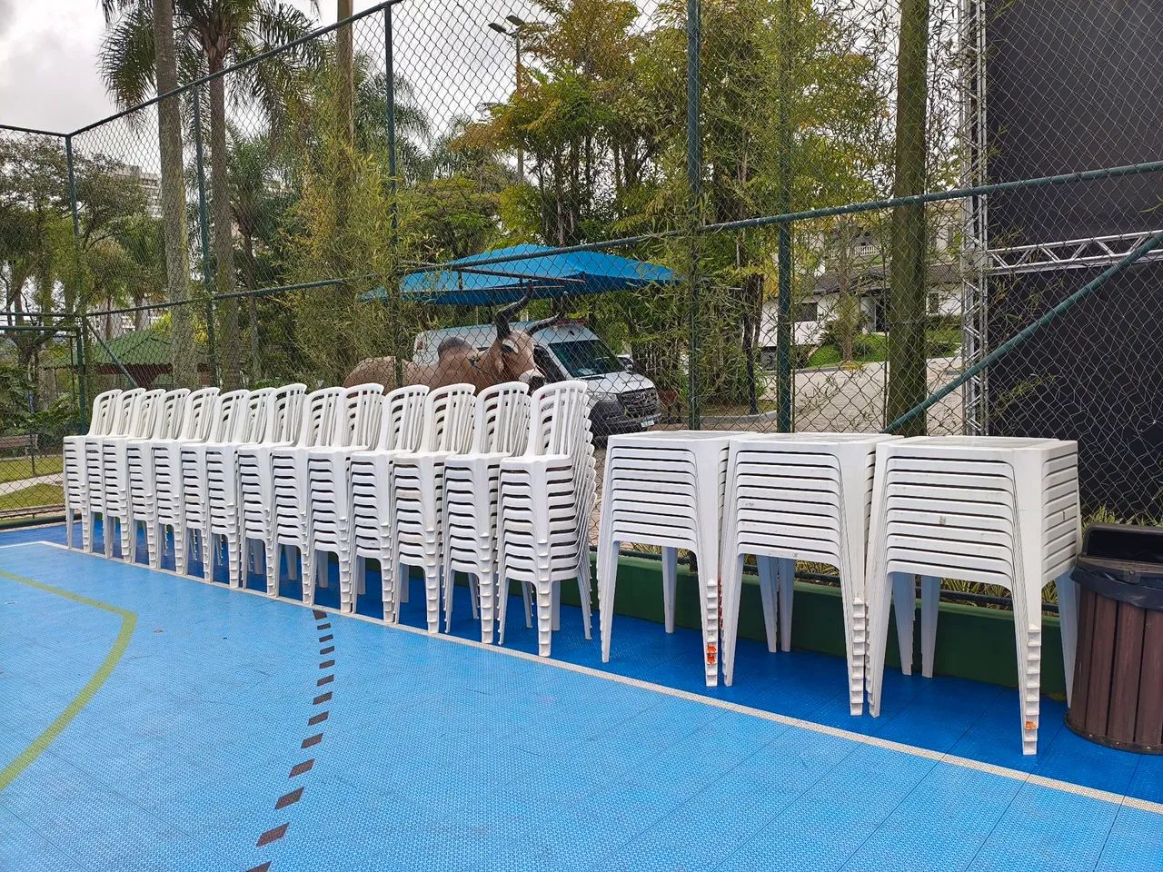 Aluguel de mesas e cadeiras para eventos - Foto 4