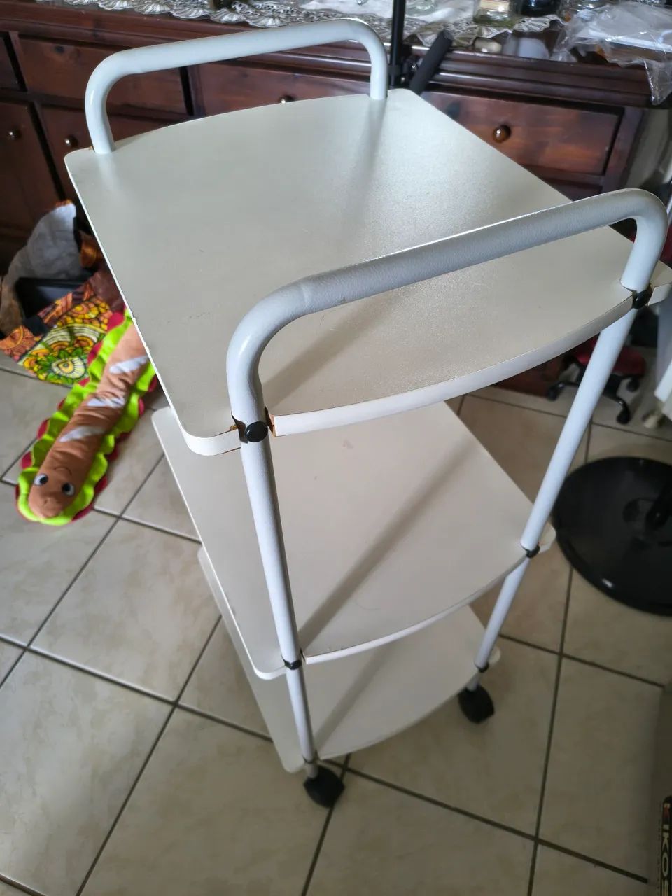 Carrinho auxiliar 3 prateleiras  - Foto 2