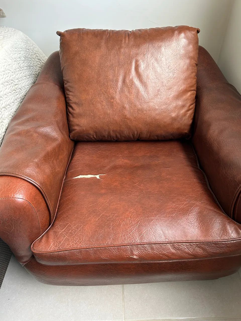 2 Poltronas de Couro - Foto 3