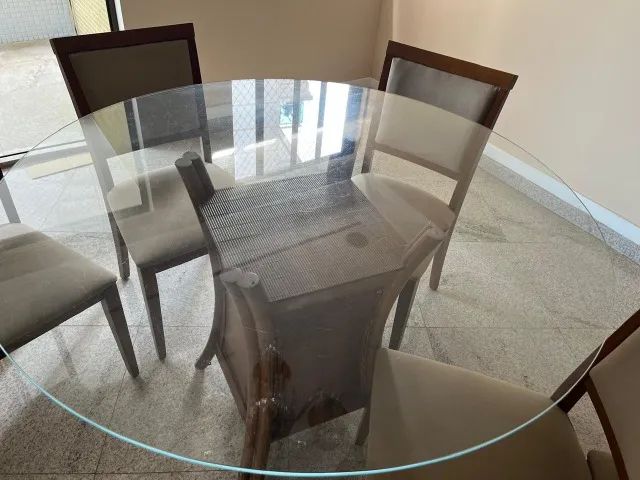 Conjunto mesa e 5 cadeiras - Foto 2