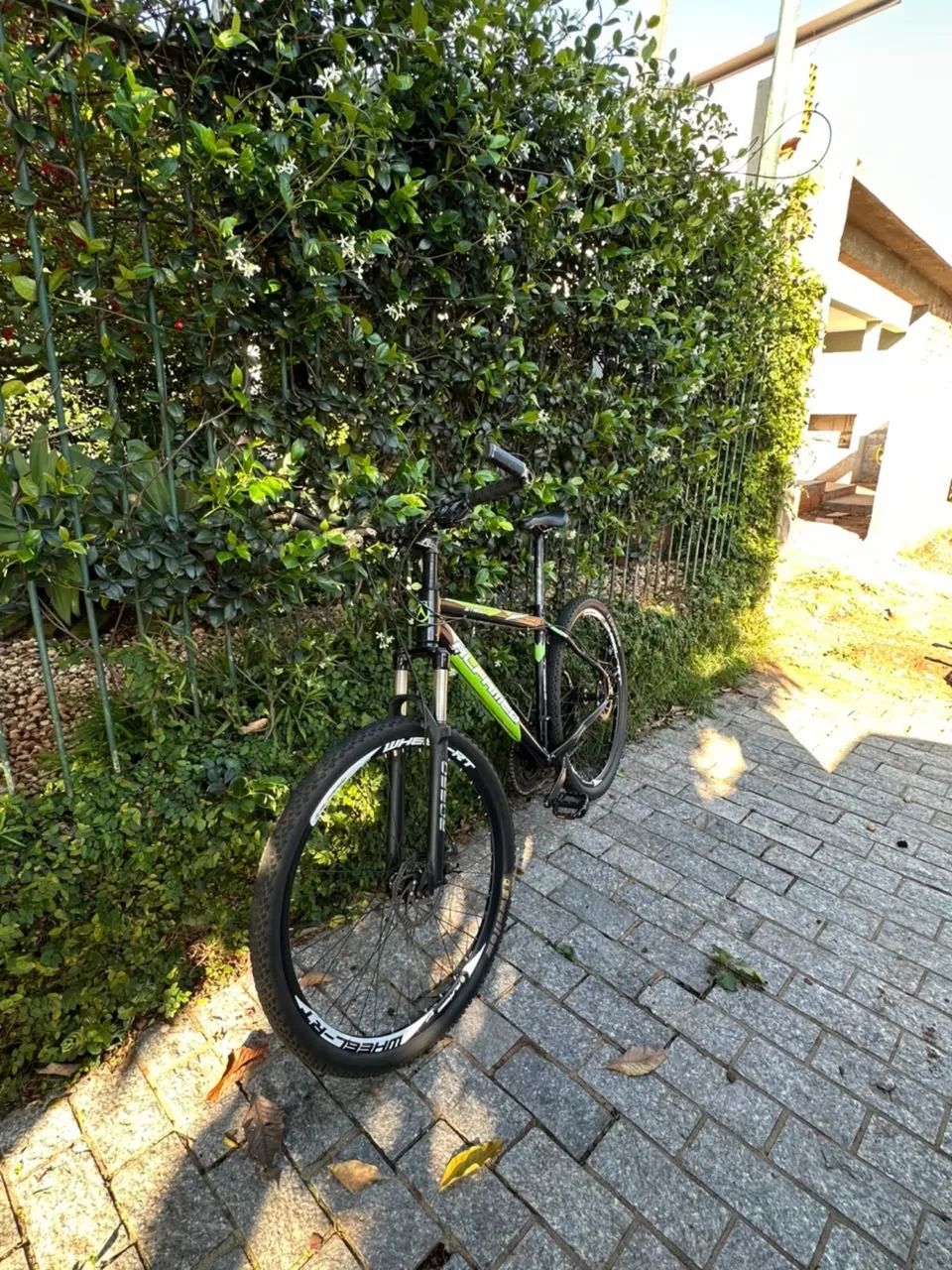 ? BIKE À VENDA!?
