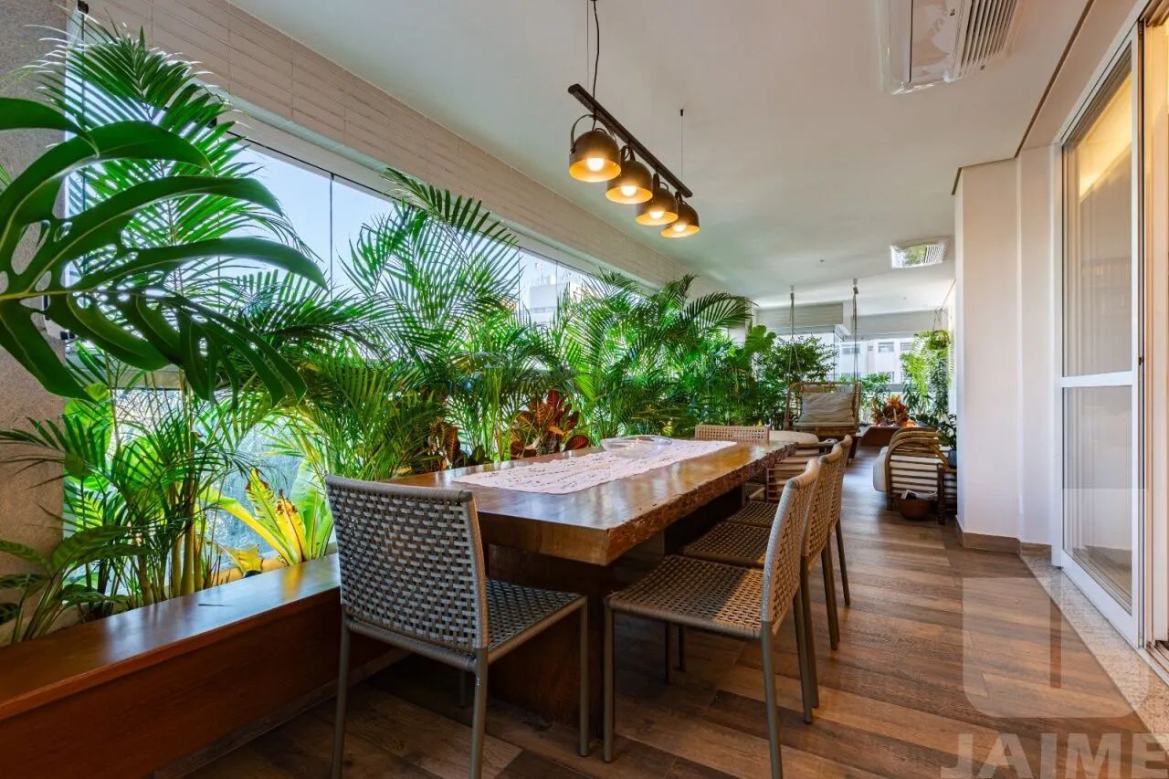 Lindo apartamento com 3 dormitórios sendo 3 suítes e 4 vagas - Paraíso - Foto 2