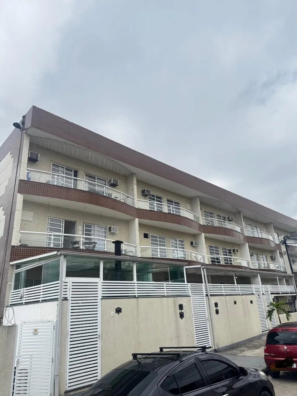Lindo Apartamento a Venda com Varanda na Trindade - Foto 2