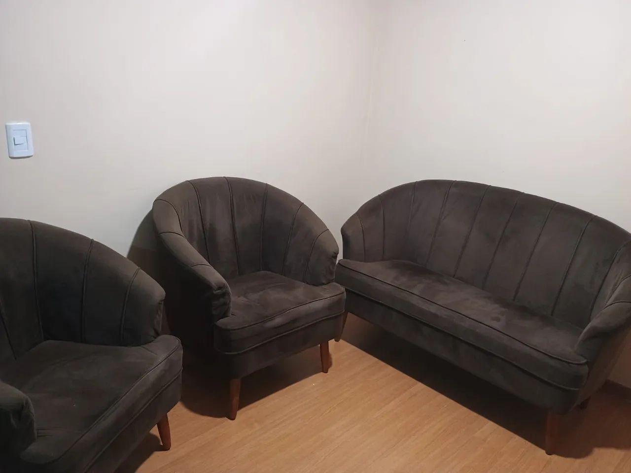 SOFÁ COM 2 POLTRONAS  - Foto 3