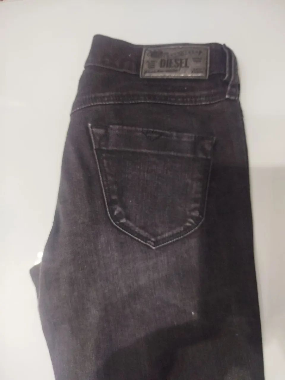 Calça jeans feminina da Marca Diesel original EUA 