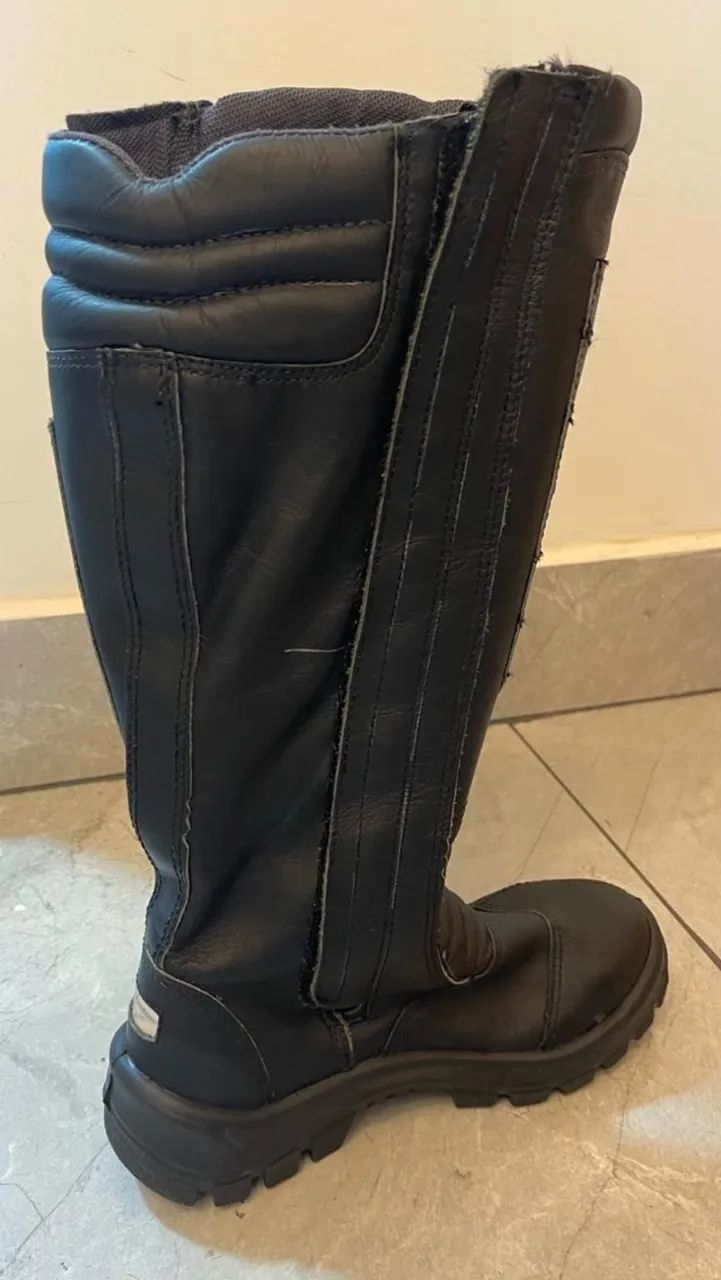 Bota Coturno Marluvas cano alto - Foto 4