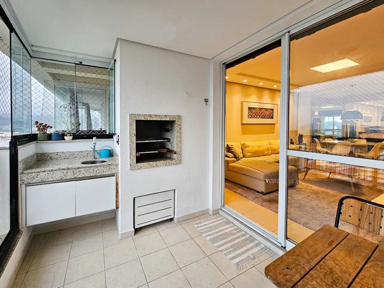 APARTAMENTO 3 QUARTOS,(1 SUITE) NA TRINDADE FLORIANOPOLIS SC - Foto 4