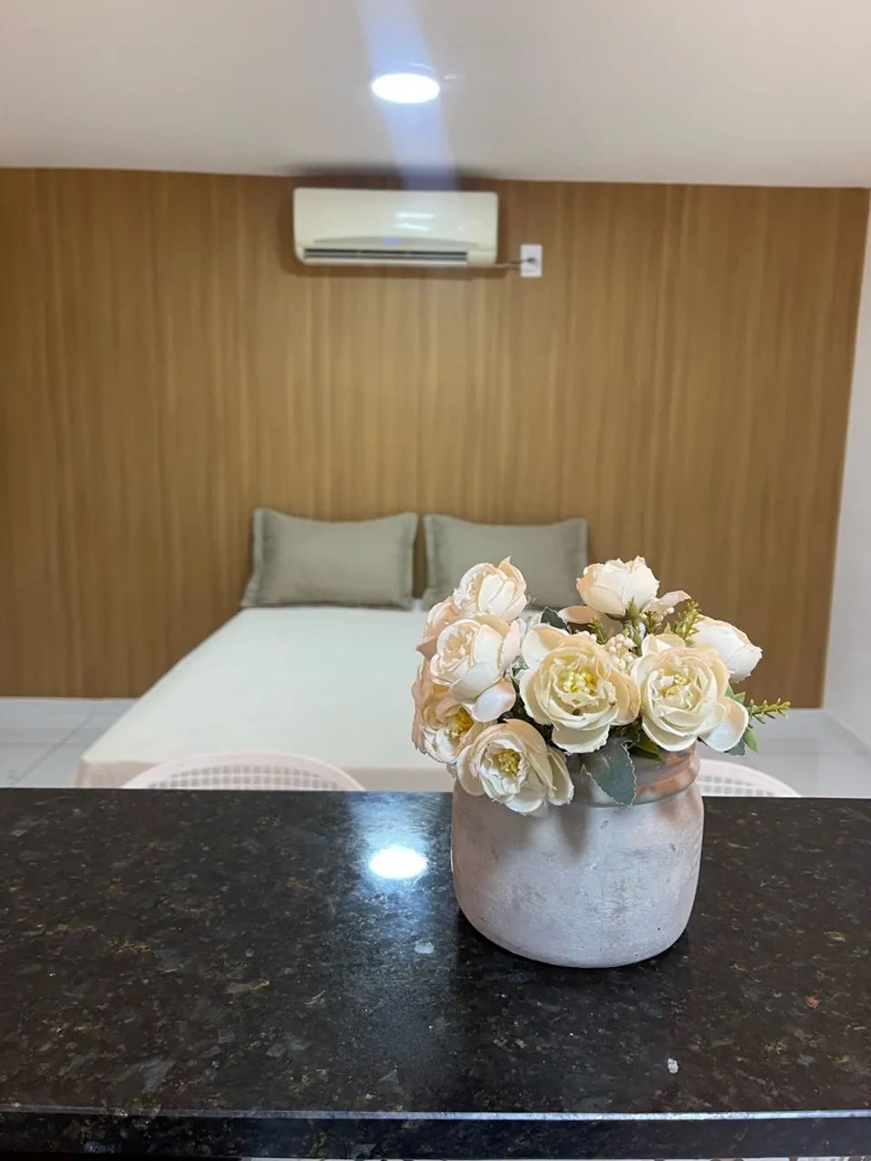     Kitnet mobiliada com cama, ar e cozinha - Natal/RN - Foto 4