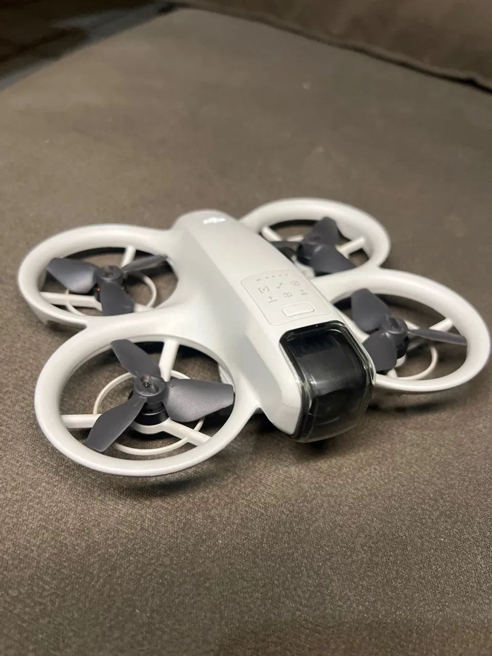 Vende-se drone DJI Neo Combo Fly - Foto 2