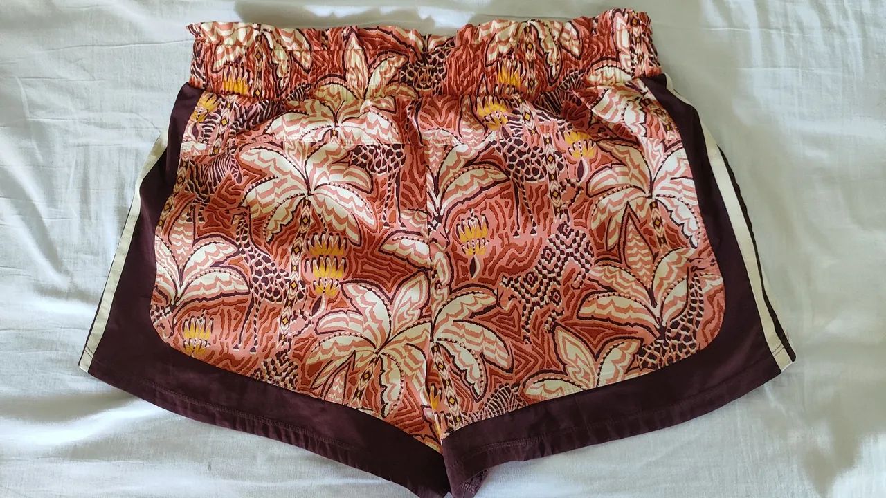 Shorts Adidas farm - Foto 3