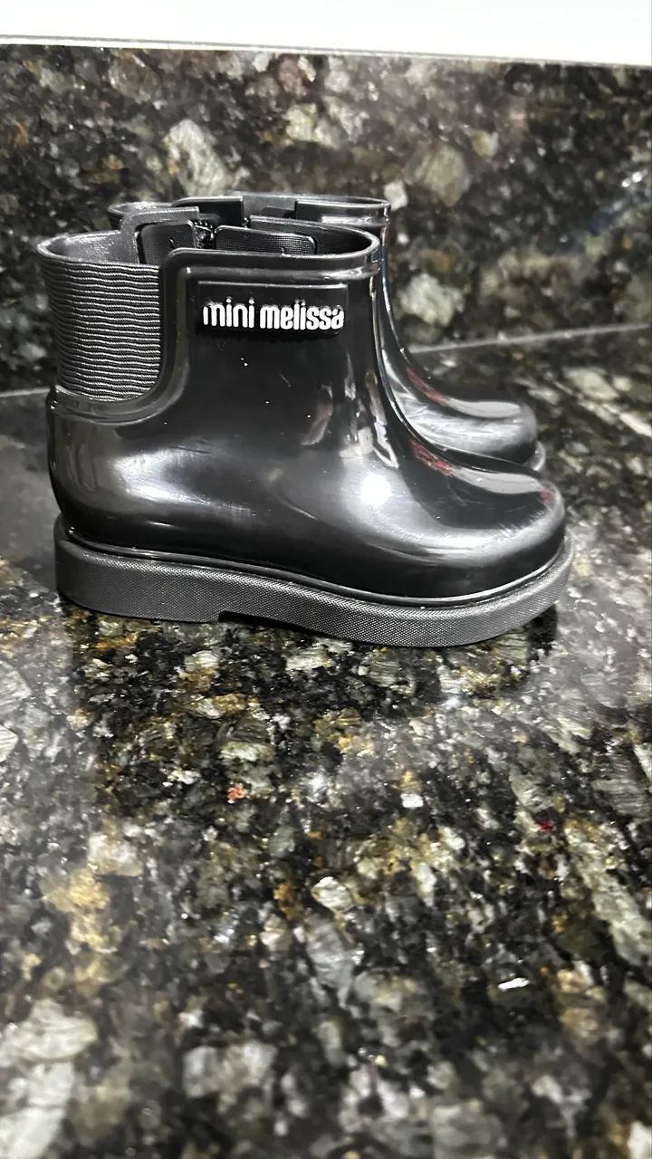 Bota Melissa tamanho 22 - Foto 3