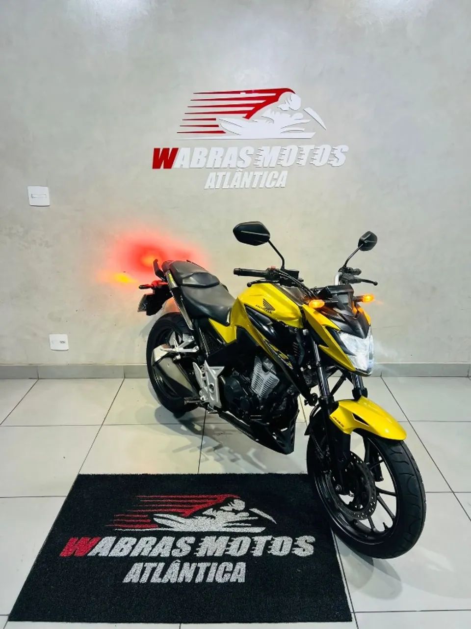 CB 300F TWISTER 
