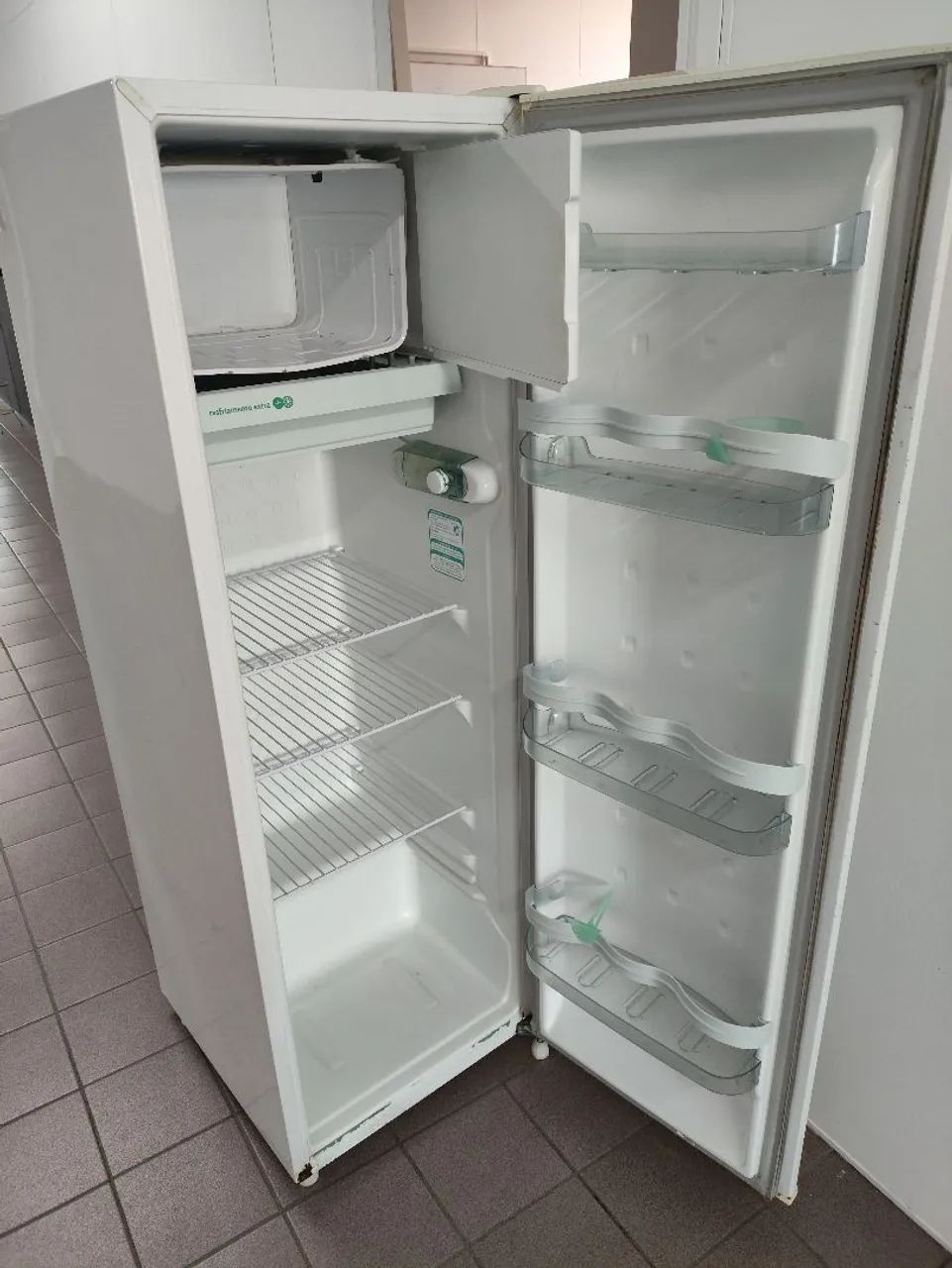 Geladeira Consul 280L - Foto 2