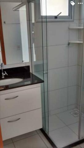 Apartamento de dois quartos com suítes