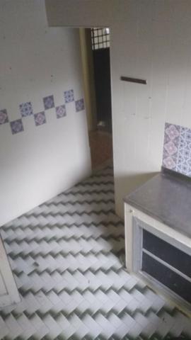 Casa tipo apto térreo 2 qts grandes, e pequeno quintal - desocupado - Nilópolis - Foto 11