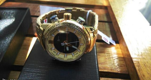 Presenteei seu PAI PROMOÇÃO Relógio Naviforce dourado analógico e Digitar lacrado - Foto 2