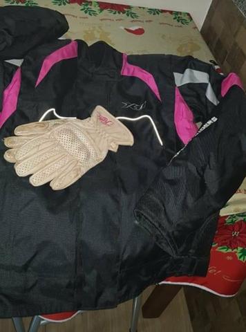 Jaqueta X11 One Impermeável + Luva Riffel Feminina Defender