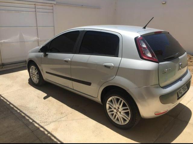 Fiat Punto ESSENCE 1.6 2013 - Foto 6