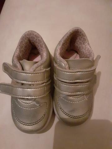 Tênis infantil