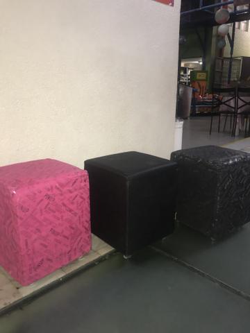 Puff Quadrado (Corino + capas) - Foto 4