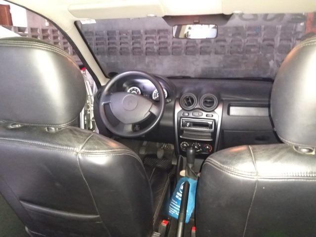 Renault sandero completo