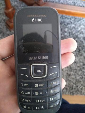 Celular Samsung trios
