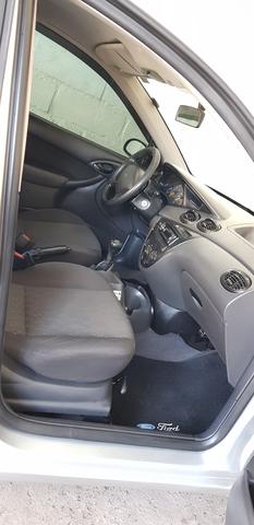 Focus hatch 1.6 Completo Top* - Foto 10