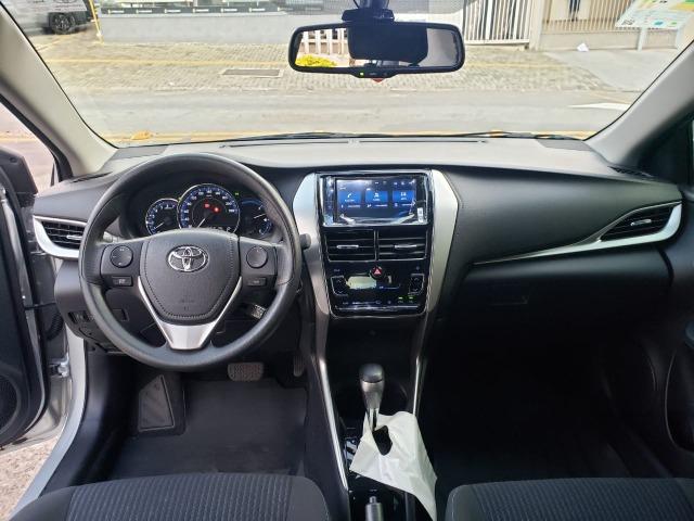 Toyota yaris SD XL plus 1.5 18/19 flex prata aut - Foto 11