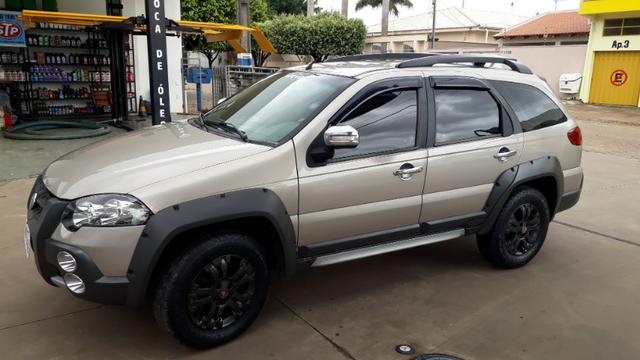 Vendo ou troco por carro sedan