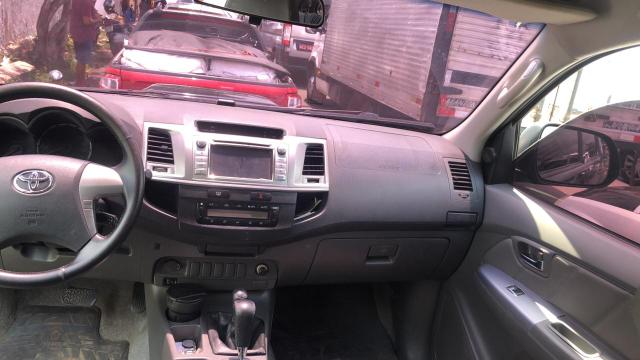 Hilux srv 4x4 3.0 tb aut - Foto 10