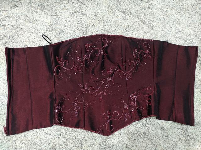 Corselet / Corset / Corpete / Espartilho Bordado Festa Tam PP - Foto 4