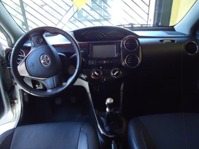 Toyota Etios Platinum Sed - Foto 10