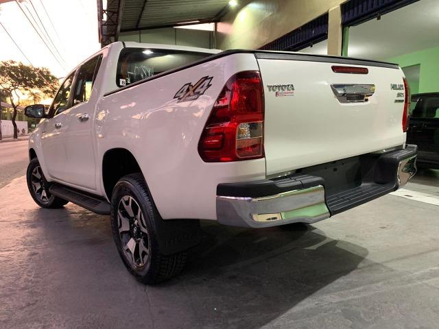 Toyota Hilux SRX 2.8 Branco Perola 2020 0KM - Foto 8