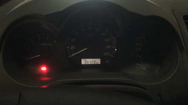 Vendo Hilux 2015/15 muito nova - Foto 4