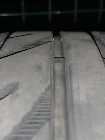 Pneu 225.50 R17 - Foto 5