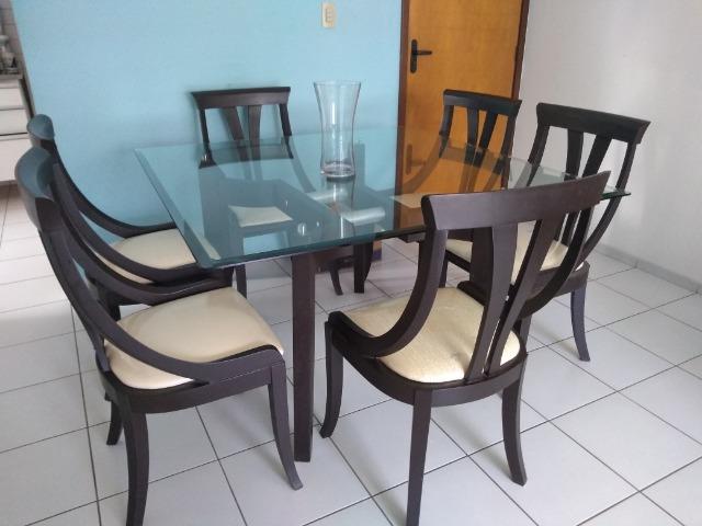 Mesa com seis cadeiras - Foto 2