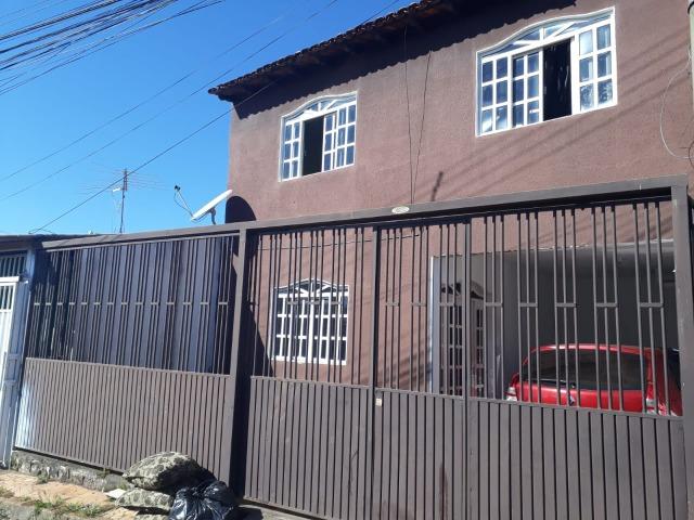Oportunidade Investidor! QNL 14 Taguatinga Sobrado mais Kit nos fundos a 150m do Metrô - Foto 5