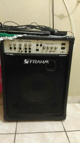 Caixa amplificada fram