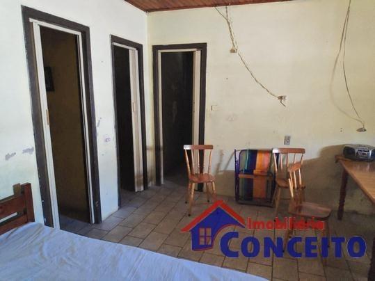 C10 - Residência com 04 dormitórios em ótima região - Foto 11