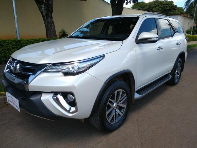 Hilux SW4 SRX 4x4 Diesel Aut