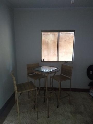 Vendo ou troco casa no Pacaembu , Valparaíso Goiás aceito carro , leia o anúncio - Foto 2