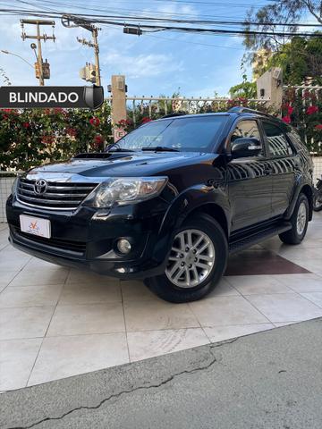 Toyota Hilux Sw4 7lugares BLINDADO