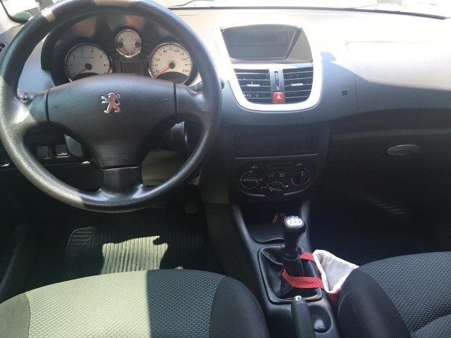 Peugeot 207 XR 2012 - Foto 6