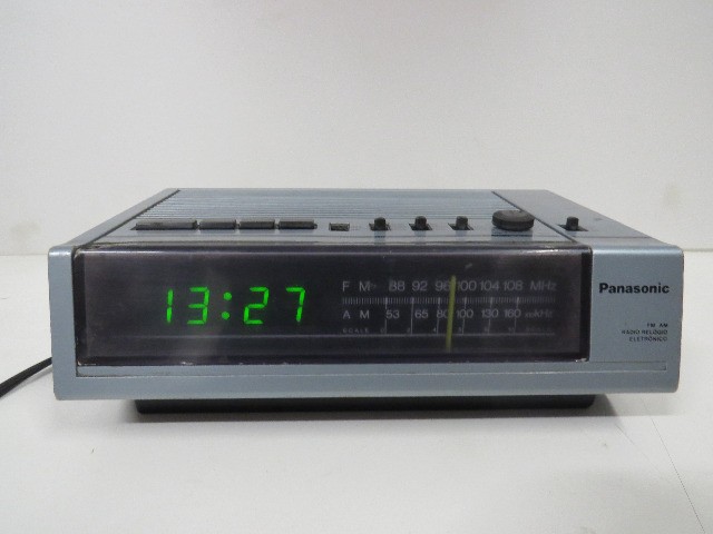 radio relogio antigo