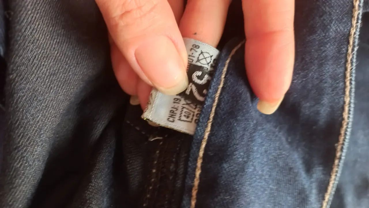 Saia  Jeans Plus size- Azul Escuro - Foto 5