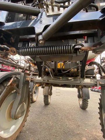 Pulverizador Massey Ferguson MF9030 - Foto 4