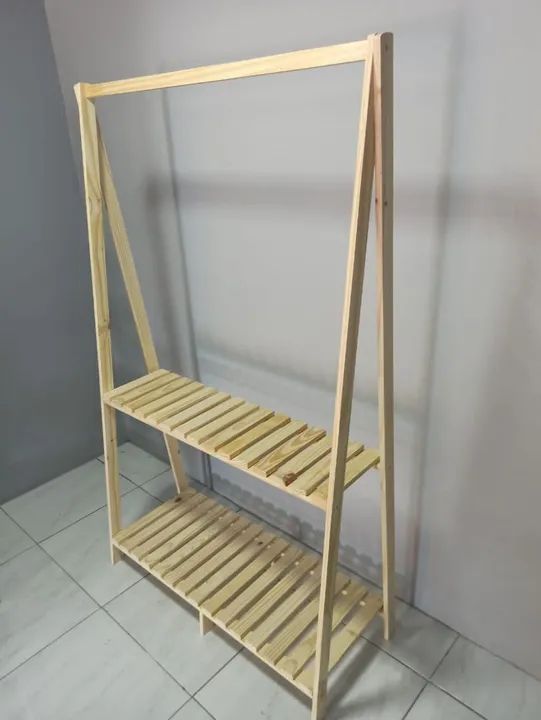 Arara de Madeira para Organização - Foto 4