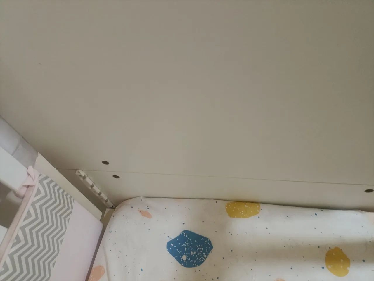 Vendo berço com colchão   - Foto 6