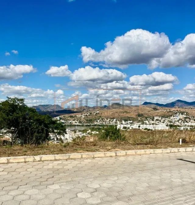 Lotes no Alto Santa Mônica