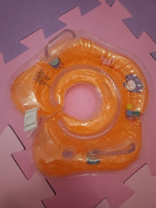 Boia de pescoço para bebê